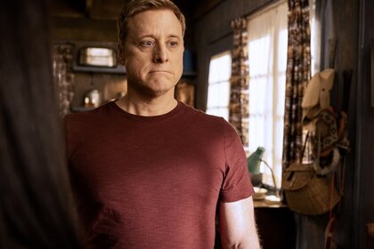 Harry Vanderspeigle (Alan Tudyk) frowns on Resident Alien Episode 404.